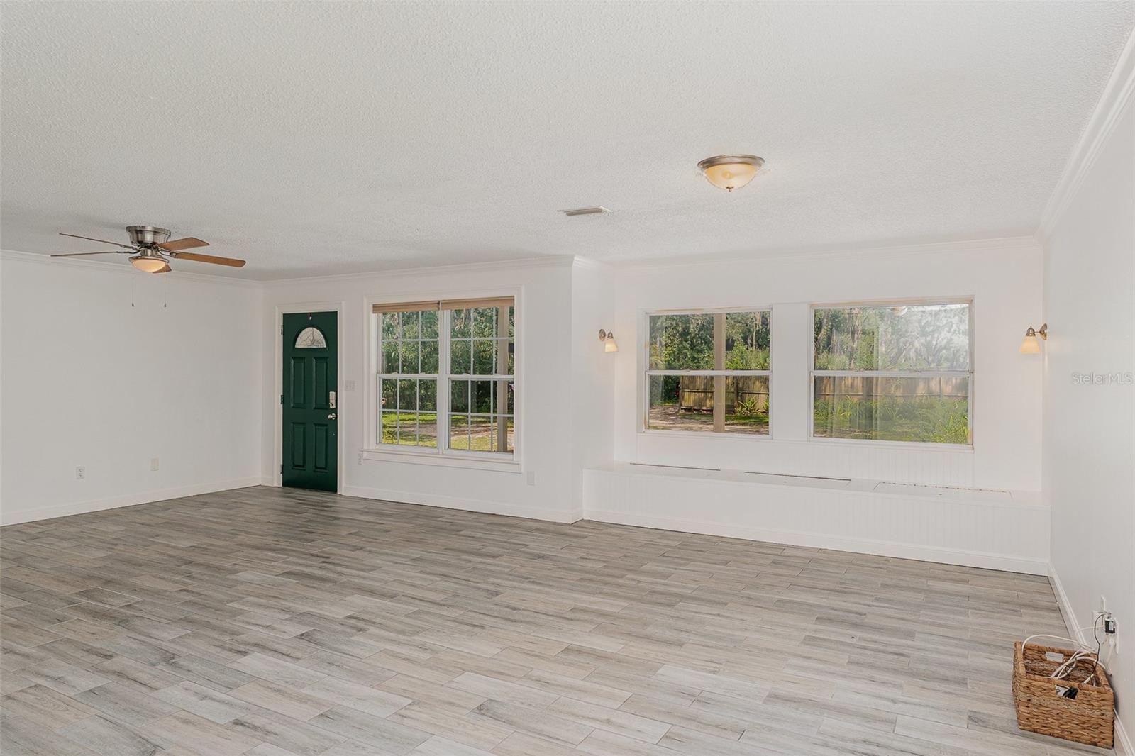 Image 5 of 32 For 5910 Timberwood Drive