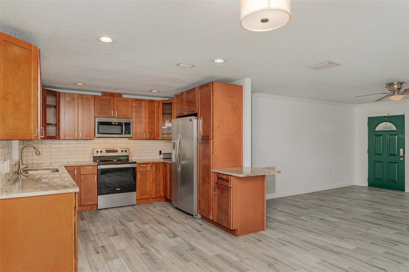 Image 9 of 32 For 5910 Timberwood Drive