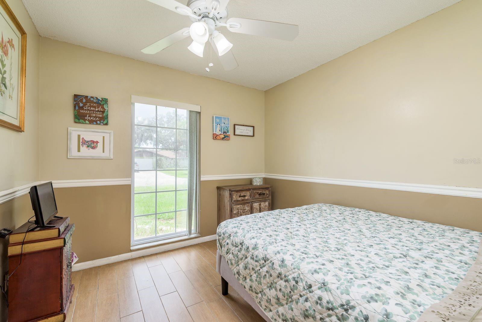 Image 15 of 33 For 7217 Creekwood Court