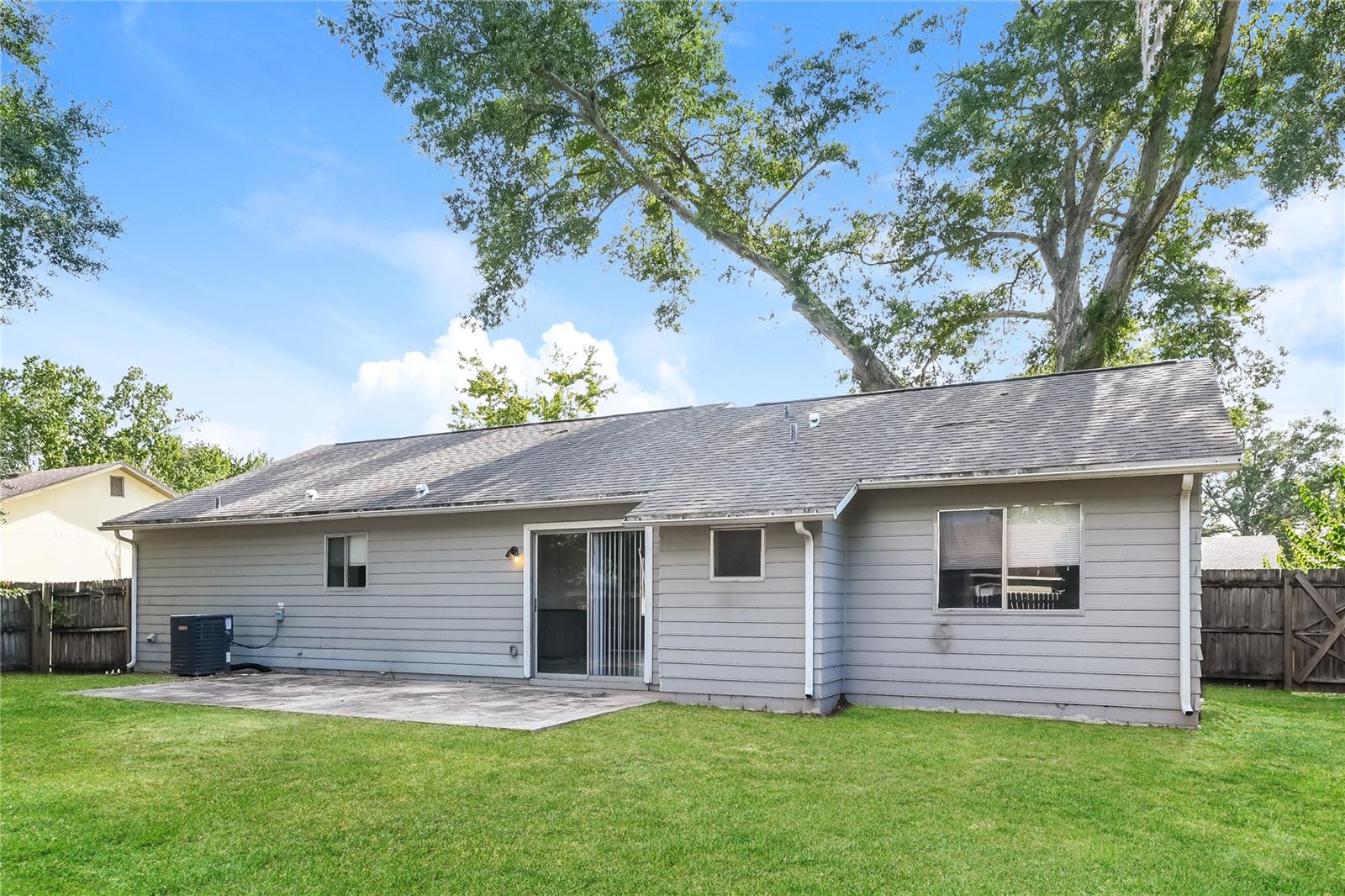 Image 16 of 16 For 355 Summerset Drive