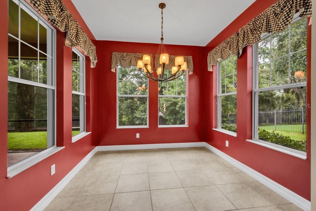 Image 22 of 52 For 15942 Ternglade Drive