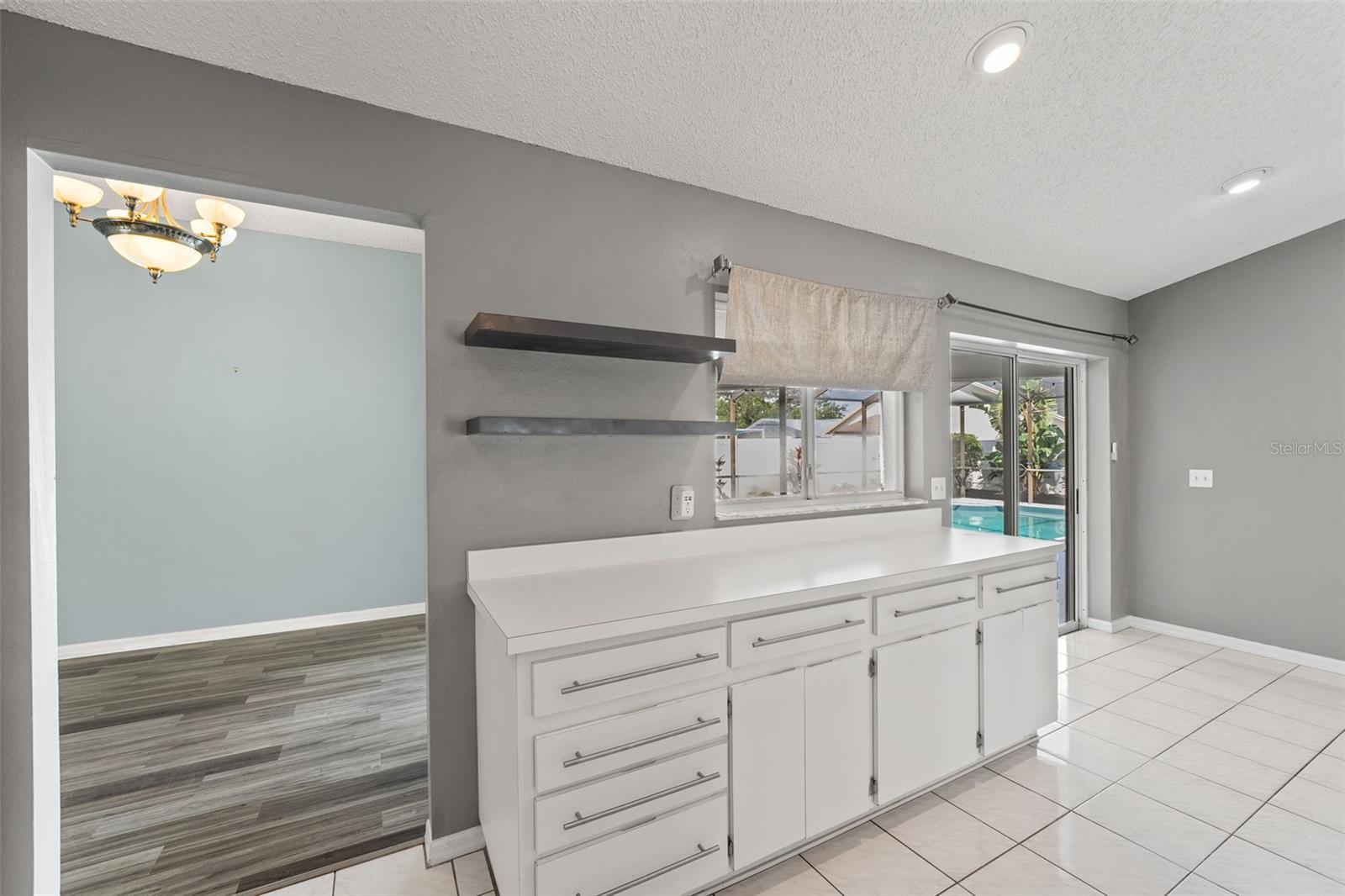 Image 15 of 40 For 8704 Middle Cross Place