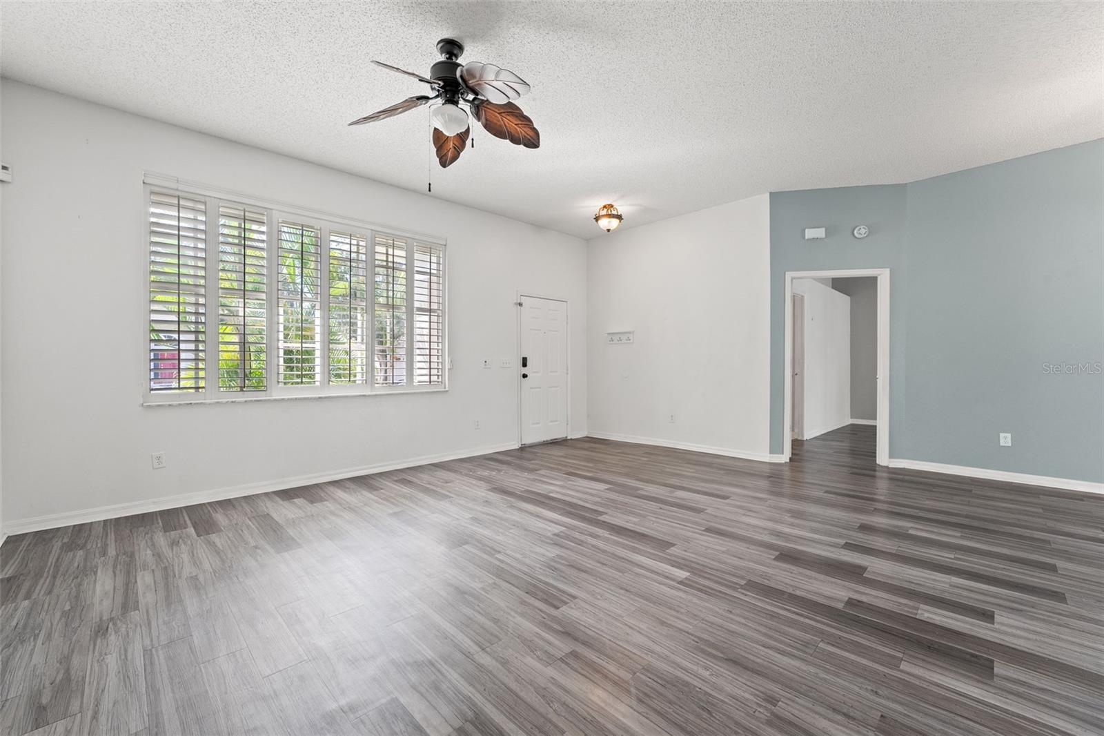 Image 5 of 40 For 8704 Middle Cross Place