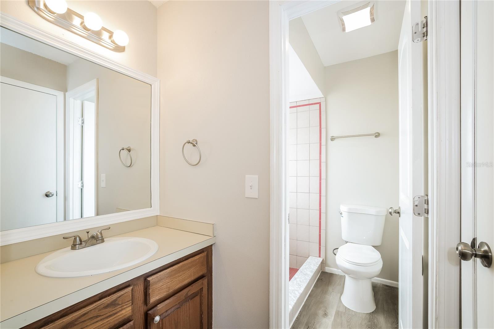 Image 11 of 16 For 2403 Covedale Court