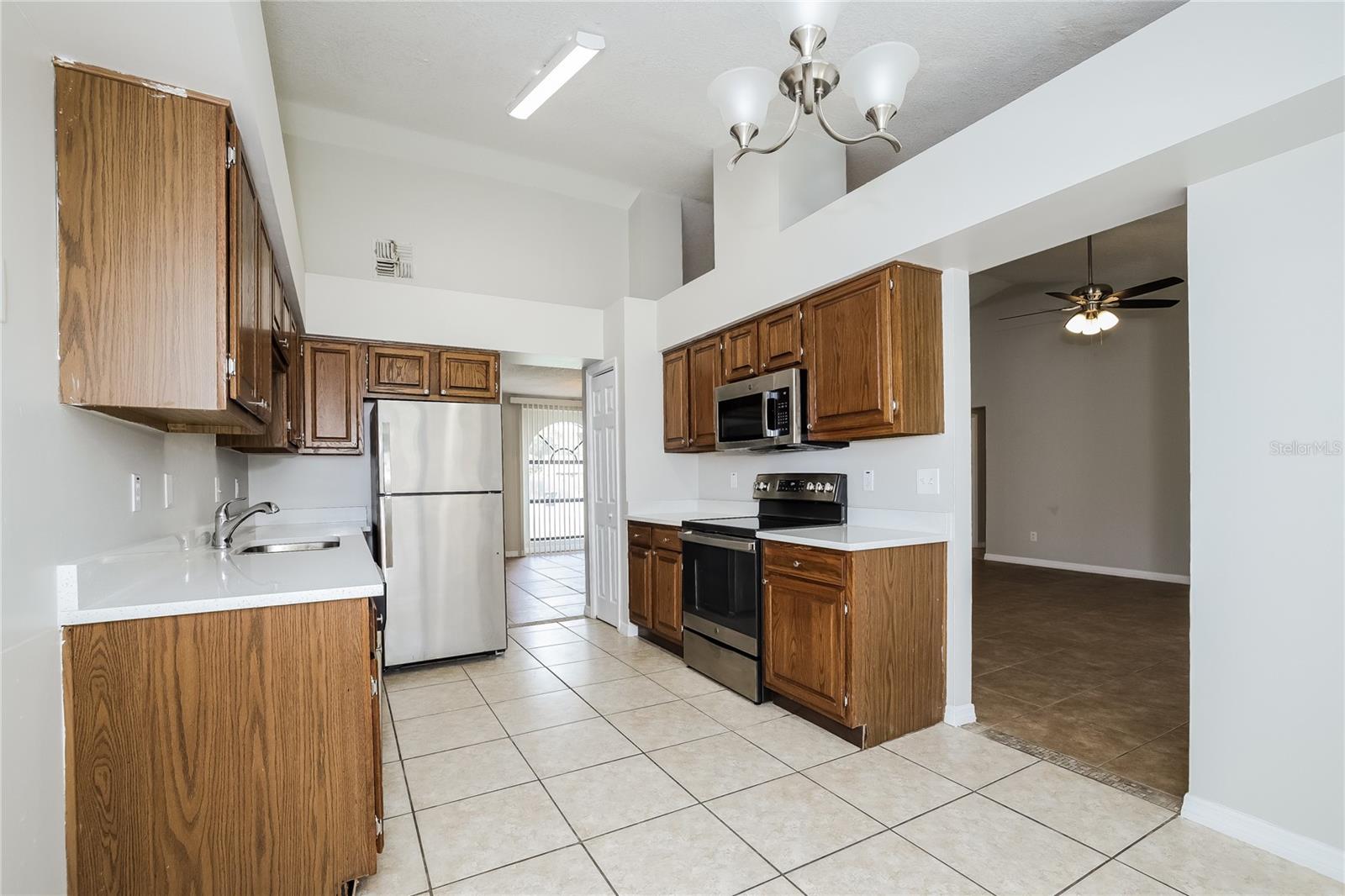 Image 8 of 16 For 2403 Covedale Court