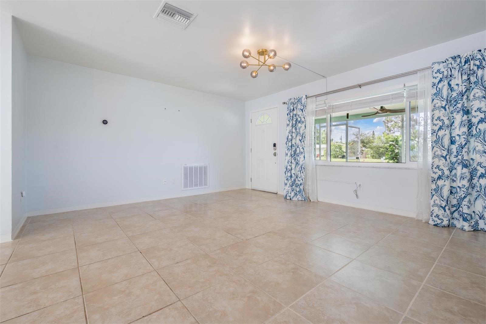 Image 8 of 35 For 2030 High Ridge Drive