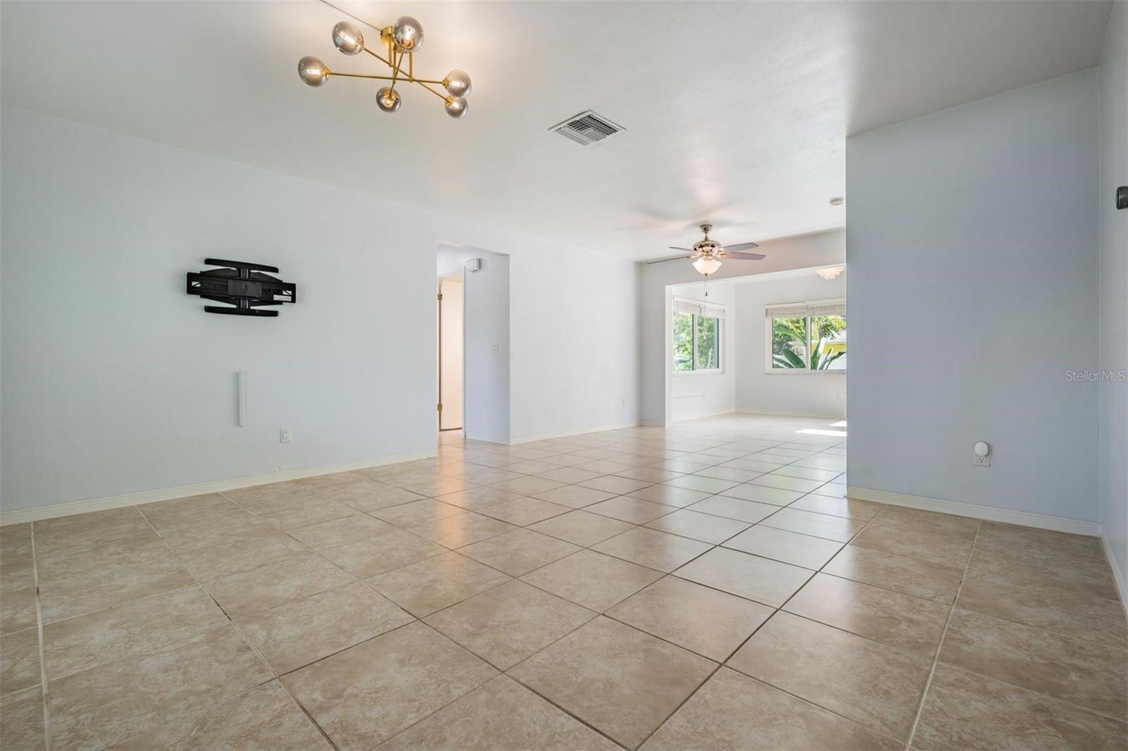Image 9 of 35 For 2030 High Ridge Drive