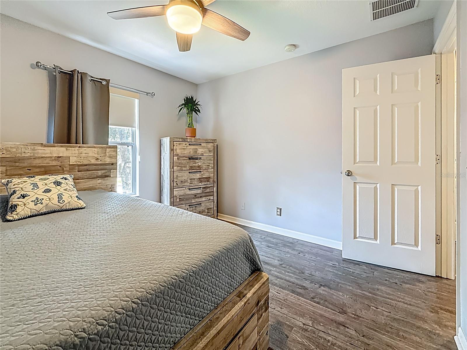 Listing photo id 27 for 2521 Marina Key Lane