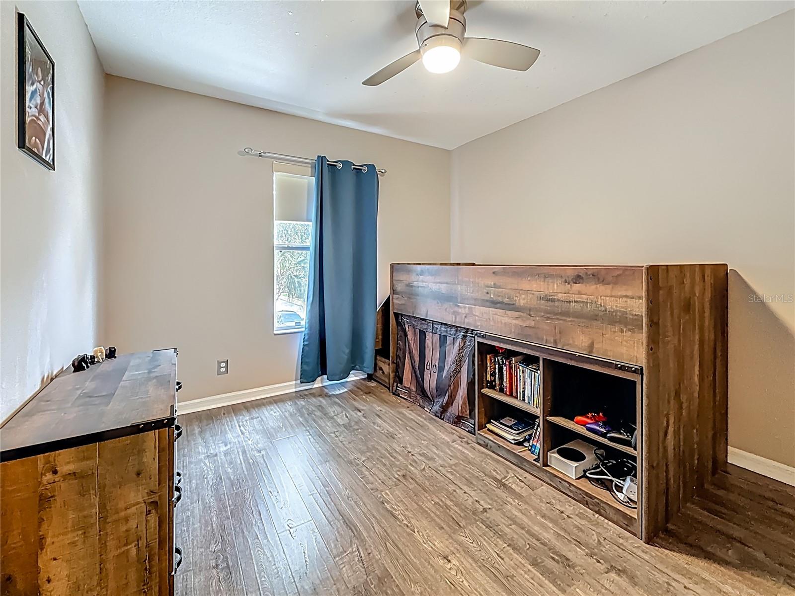 Listing photo id 30 for 2521 Marina Key Lane