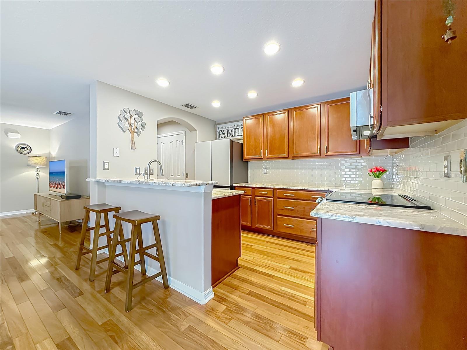 Listing photo id 6 for 2521 Marina Key Lane