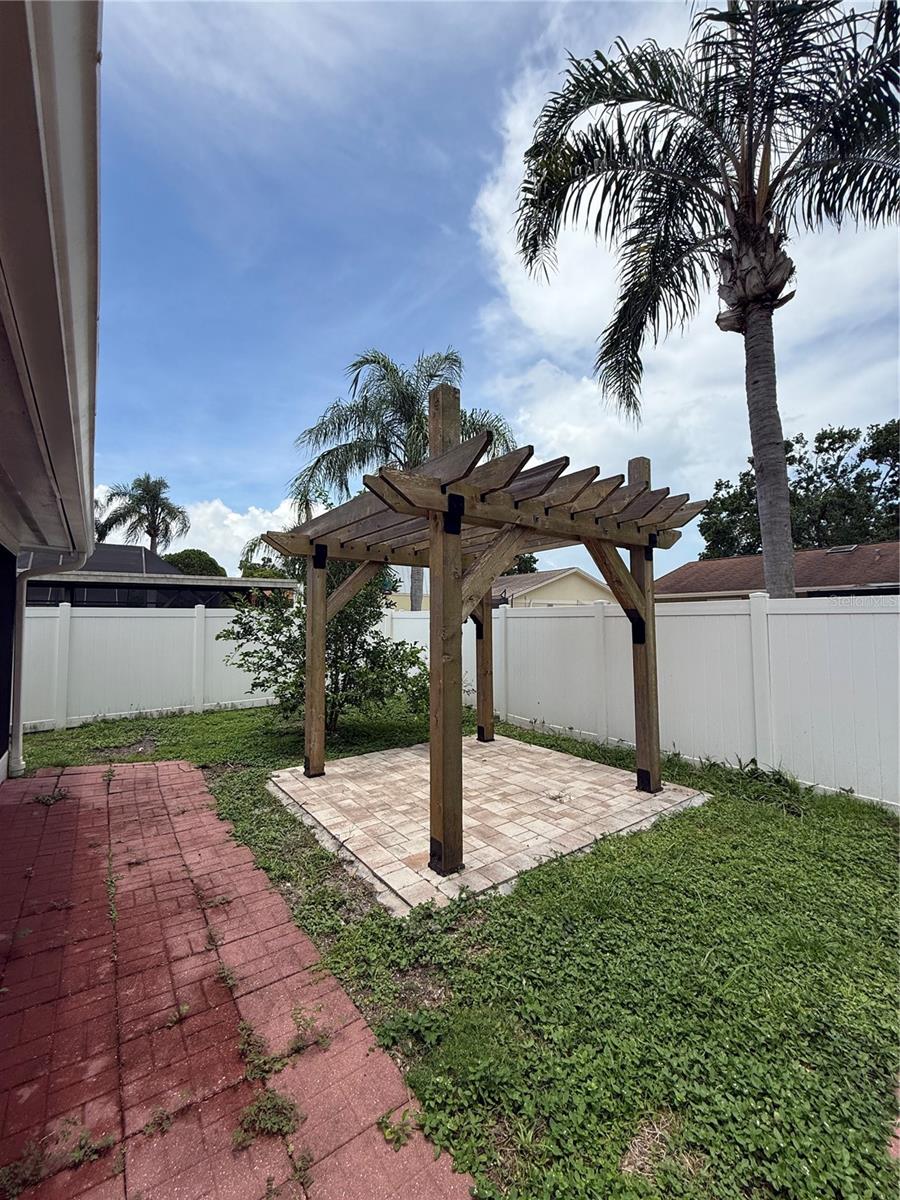 Image 17 of 22 For 15708 Pinto Place