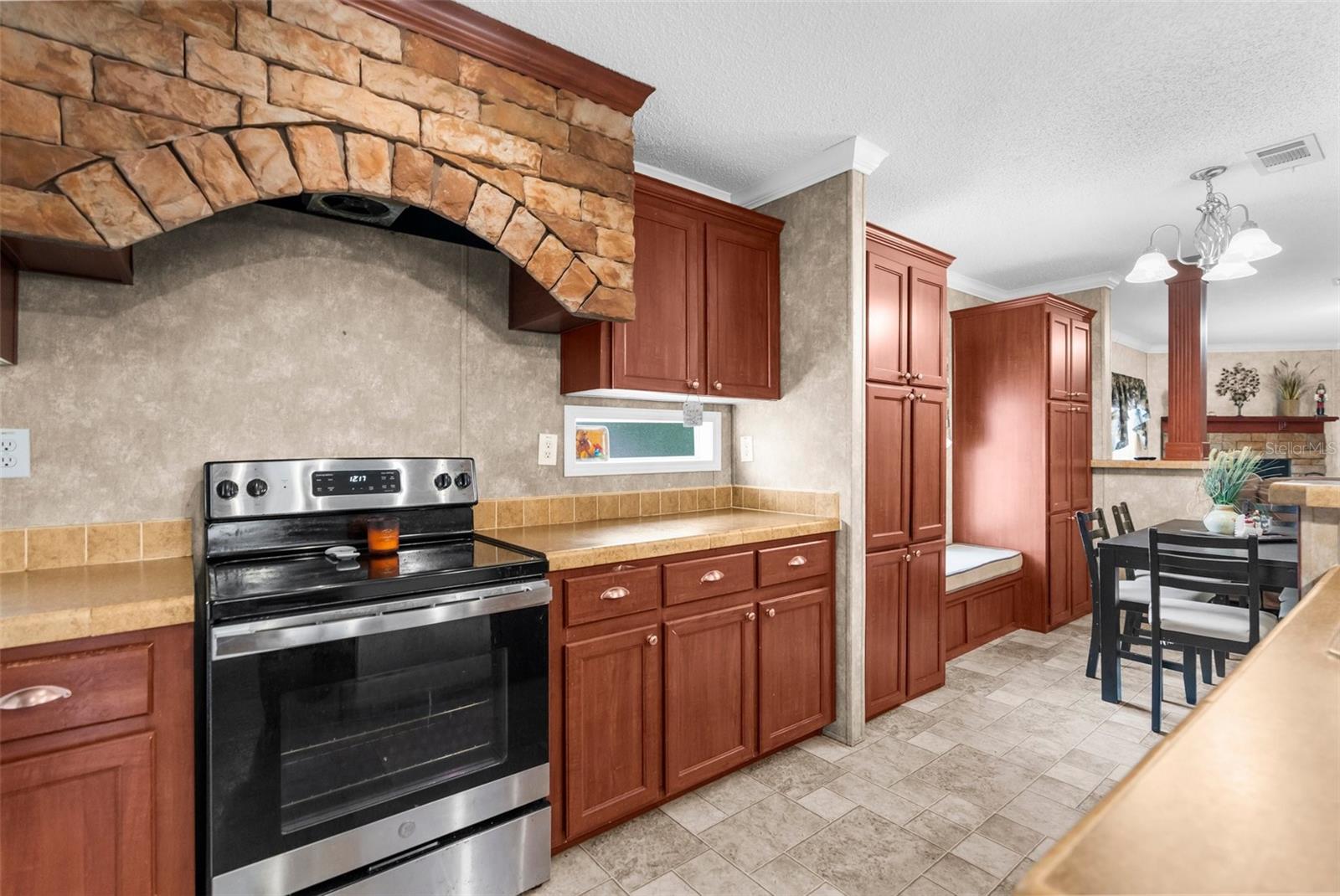 Image 15 of 33 For 7312 Manhattan Drive