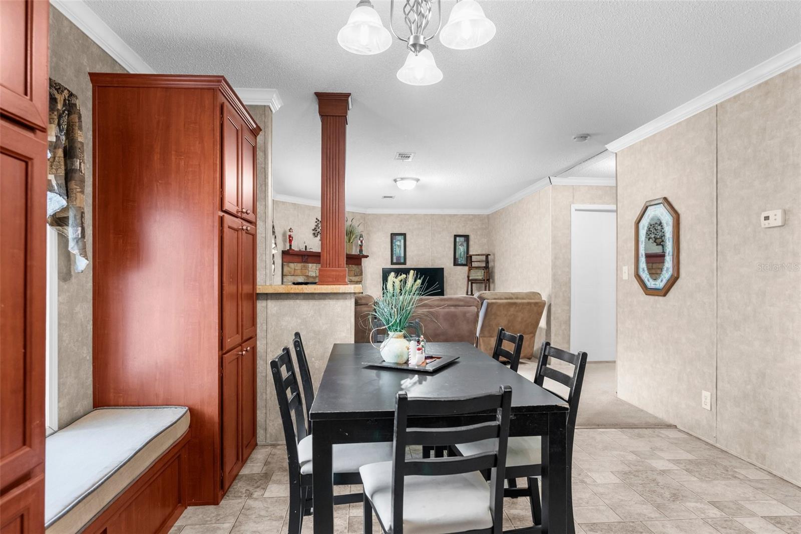 Image 17 of 33 For 7312 Manhattan Drive