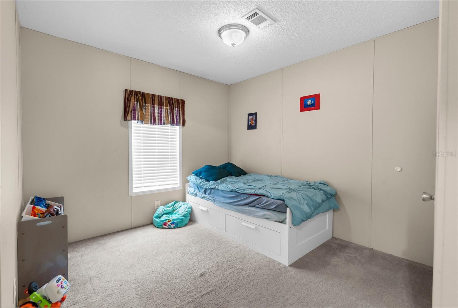 Image 29 of 33 For 7312 Manhattan Drive