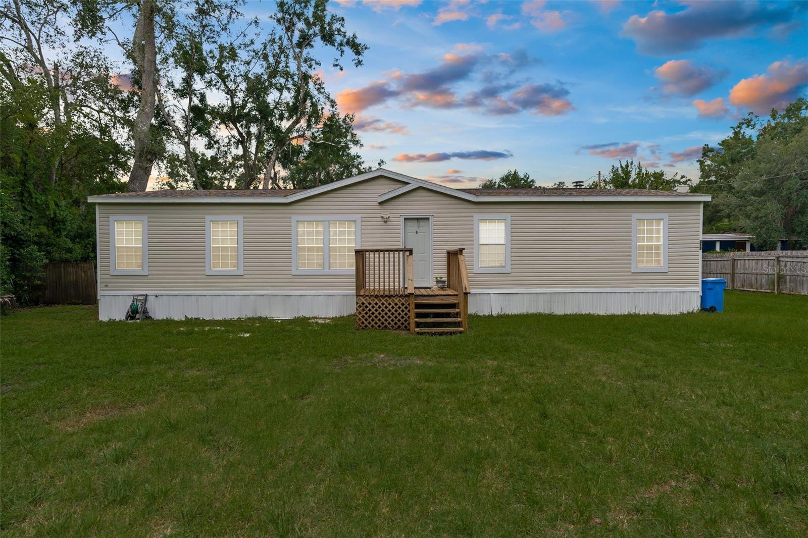 Image 3 of 33 For 7312 Manhattan Drive