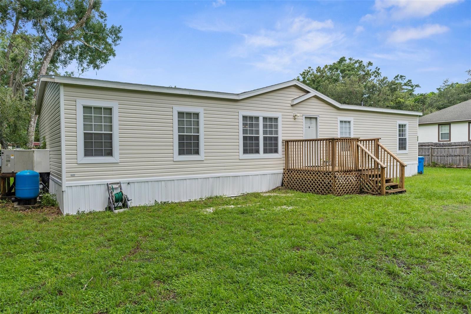 Image 5 of 33 For 7312 Manhattan Drive