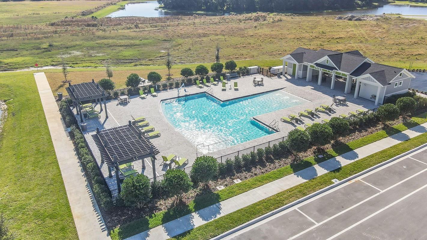 Listing photo id 4 for 28780 Jujube Road