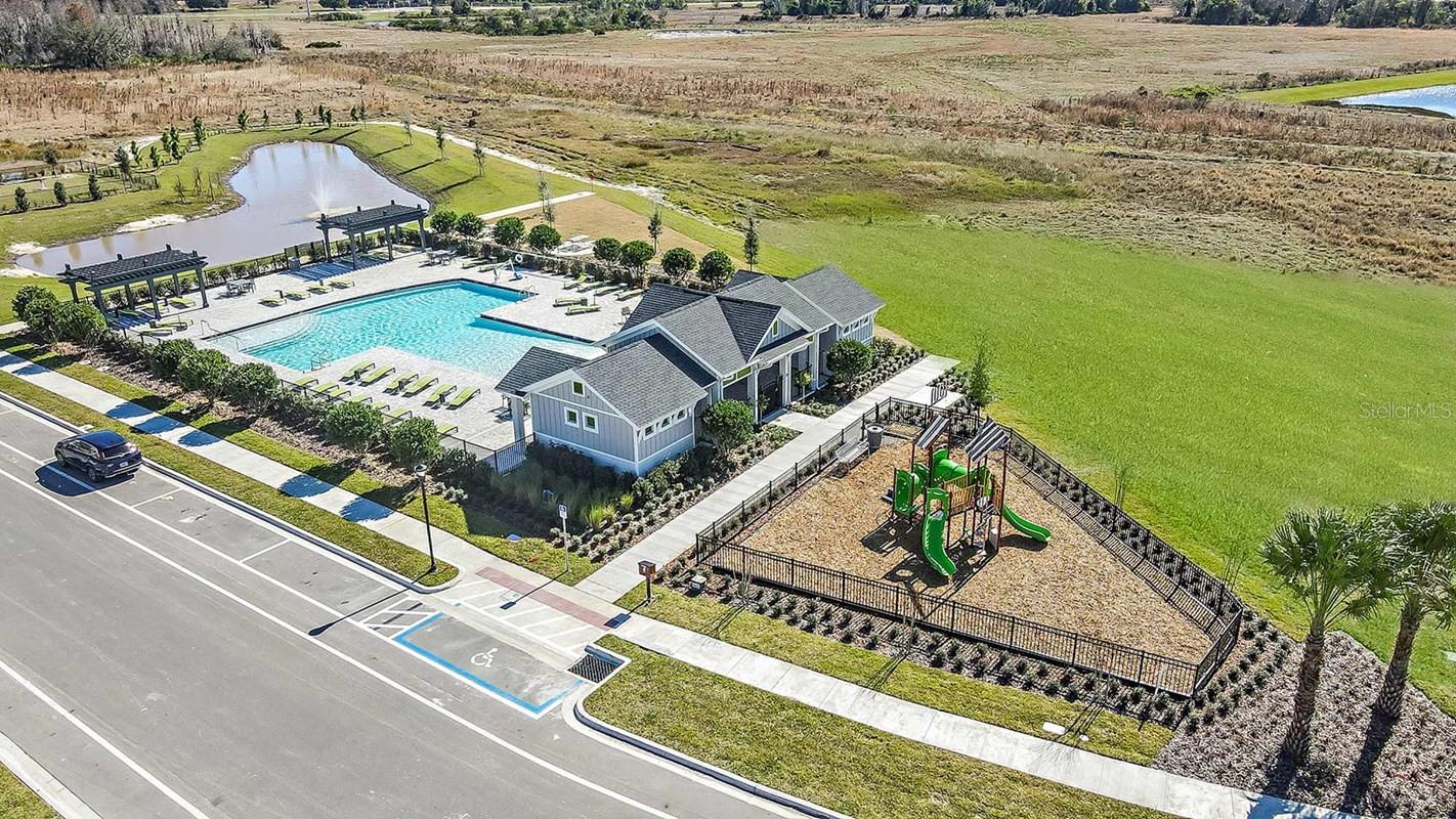 Listing photo id 5 for 28780 Jujube Road