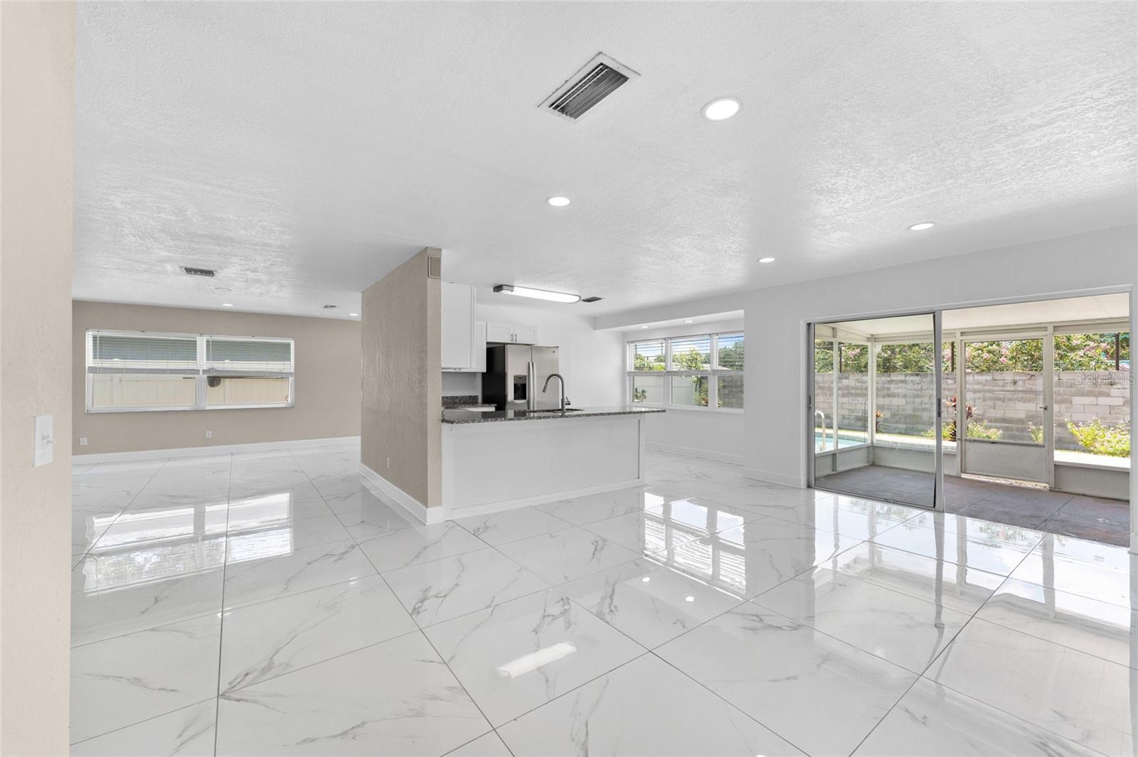 Image 4 of 64 For 13508 Capitol Drive