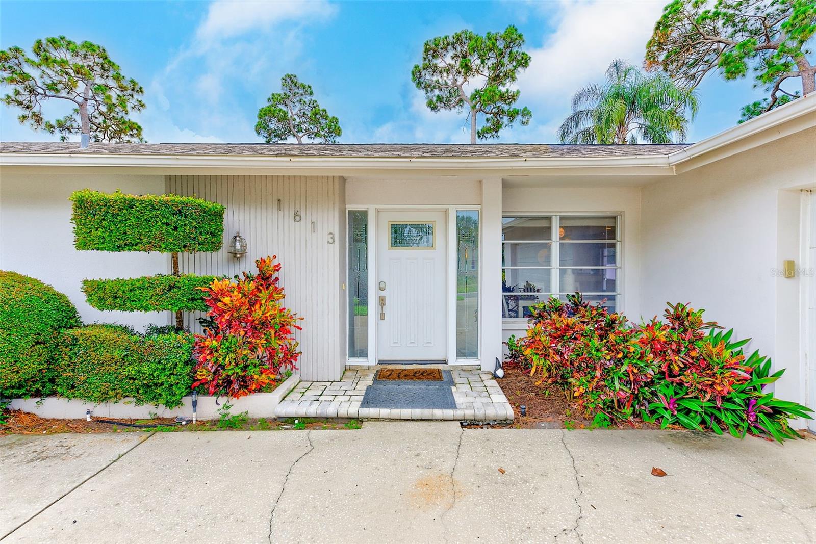 Image 2 of 35 For 1613 Arbor Drive
