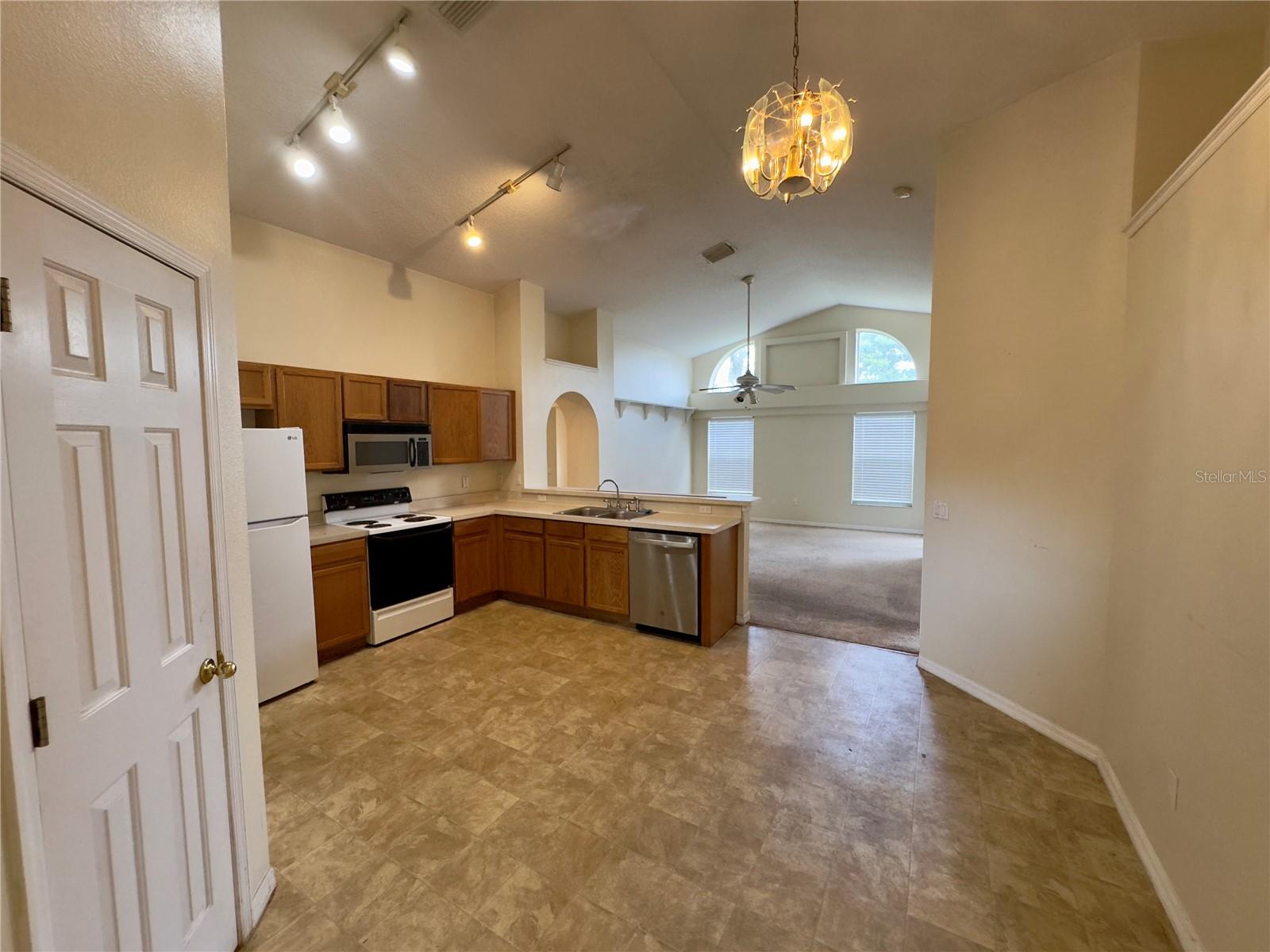 Image 2 of 12 For 2546 Siena Way