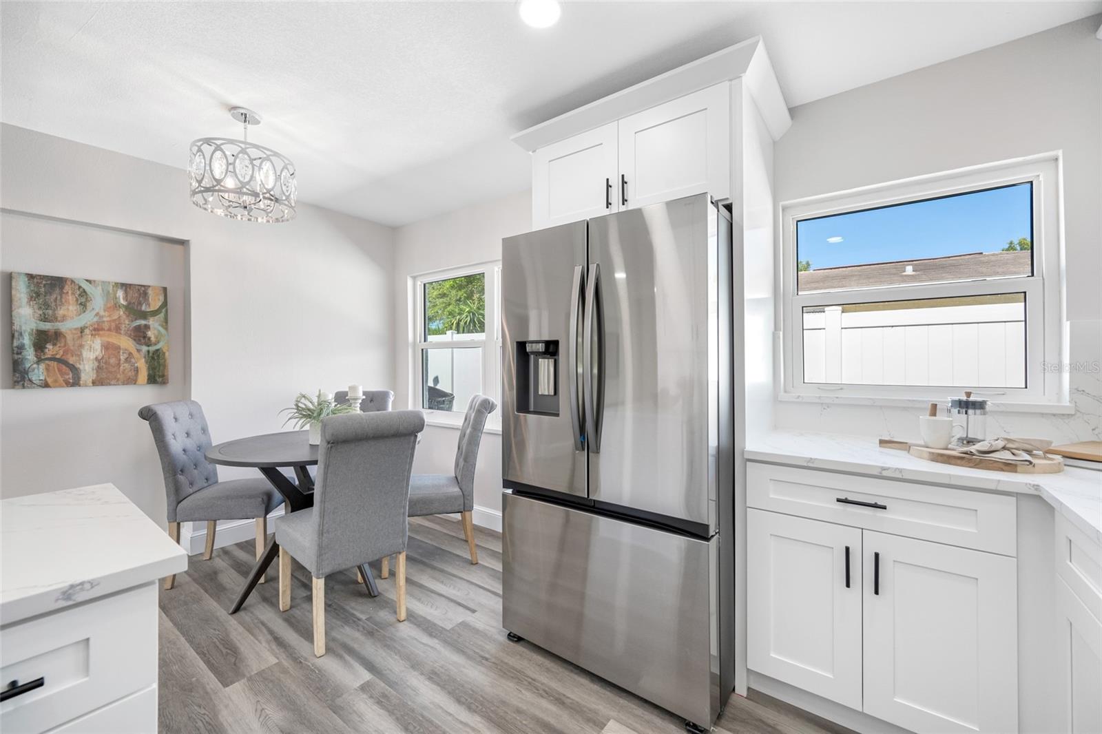 Listing photo id 11 for 3430 72nd Street N