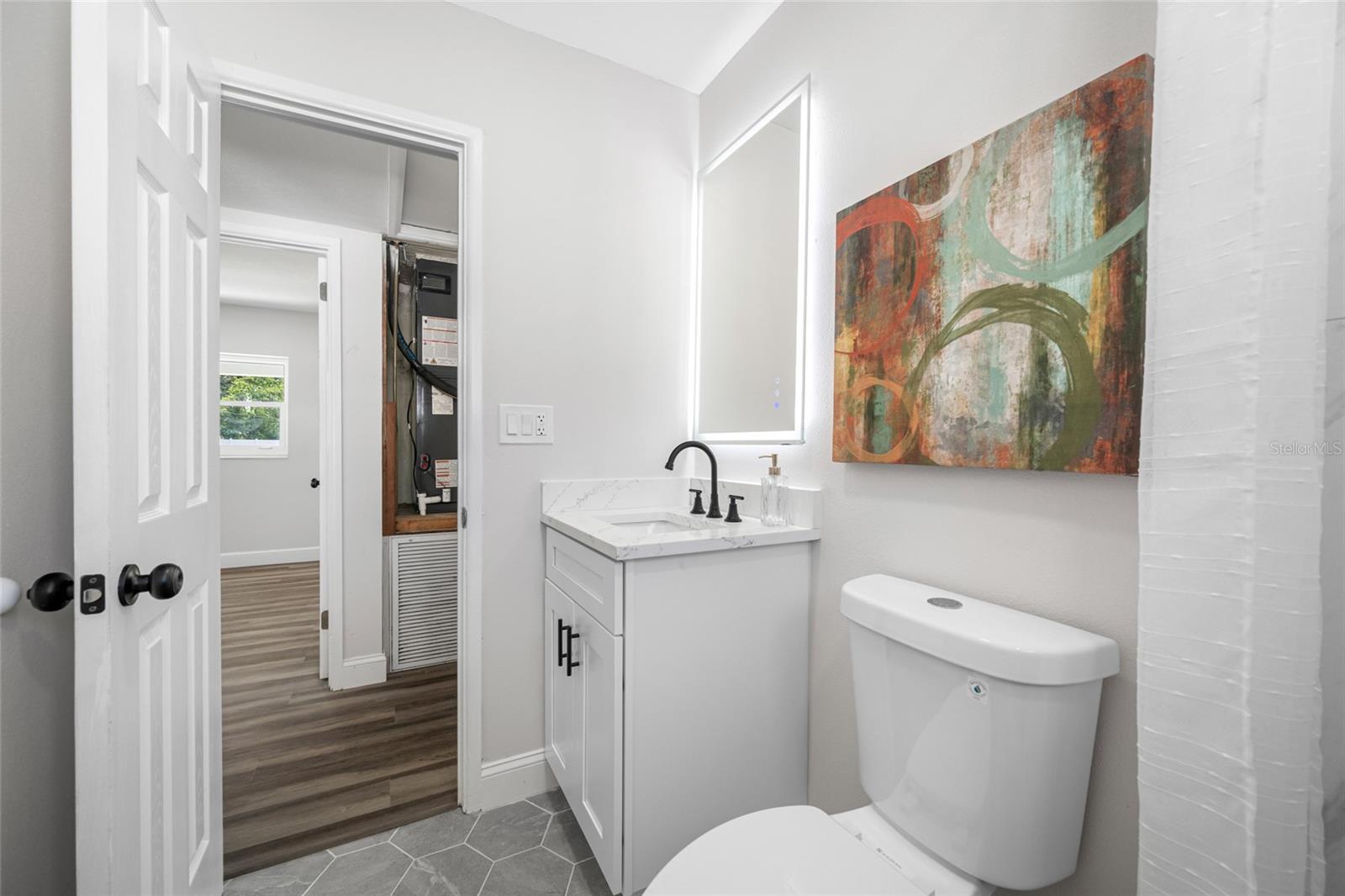Listing photo id 23 for 3430 72nd Street N