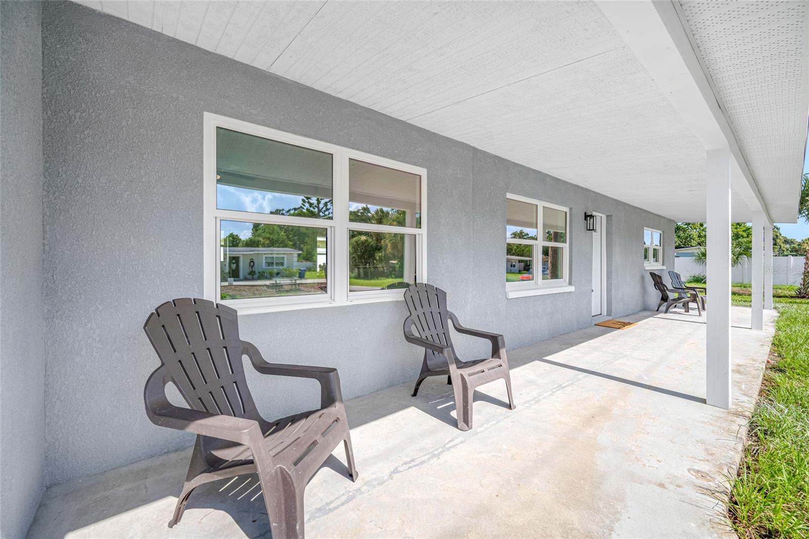 Listing photo id 32 for 3430 72nd Street N