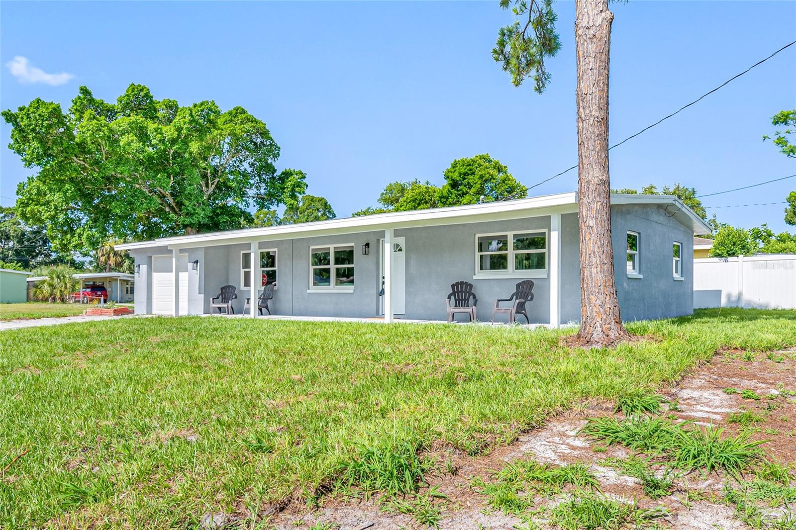 Listing photo id 41 for 3430 72nd Street N
