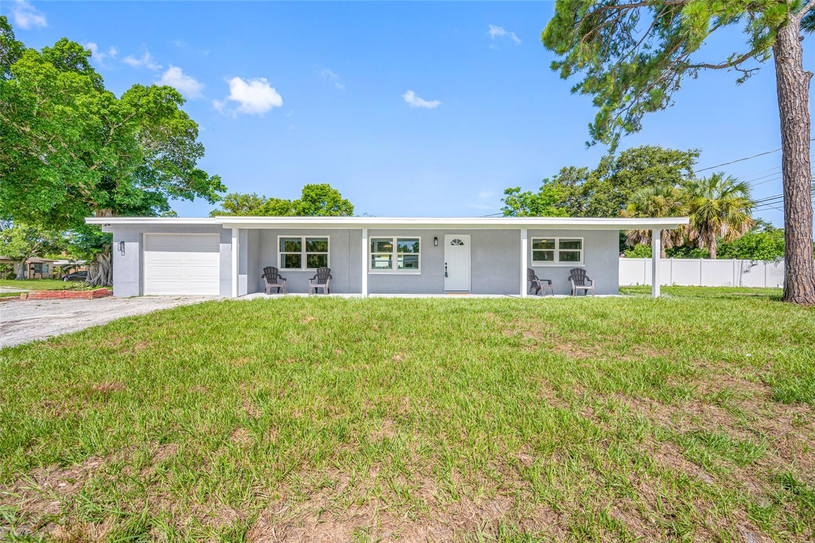 Listing photo id 45 for 3430 72nd Street N