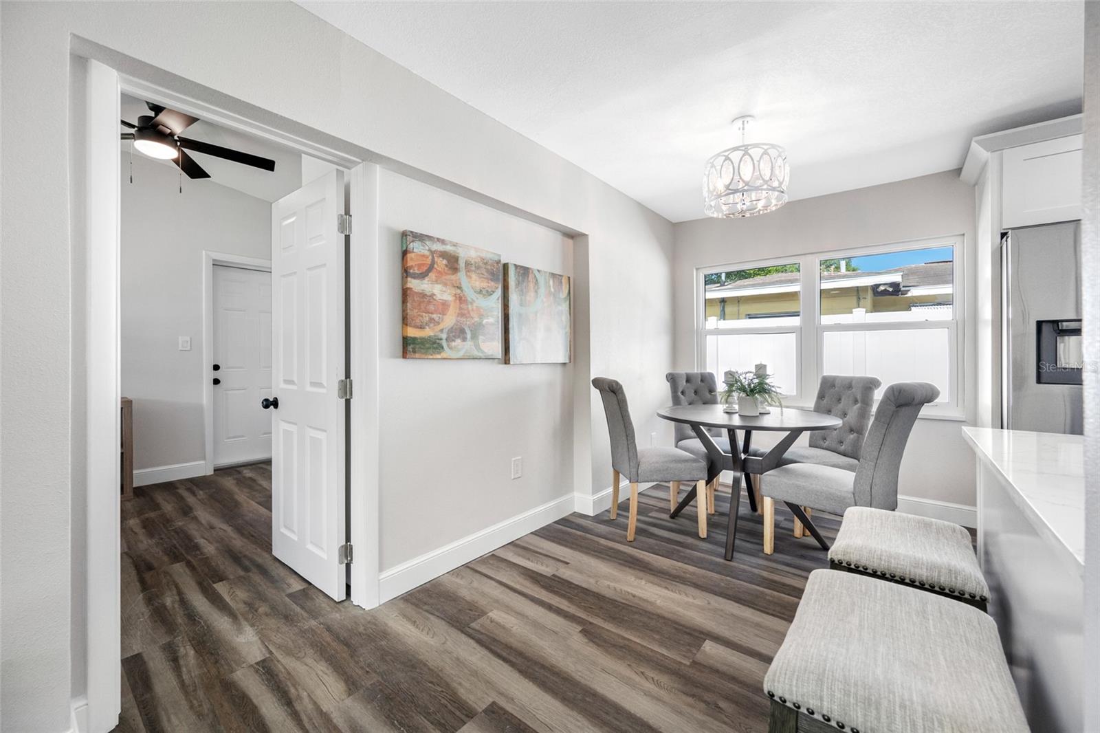 Listing photo id 6 for 3430 72nd Street N