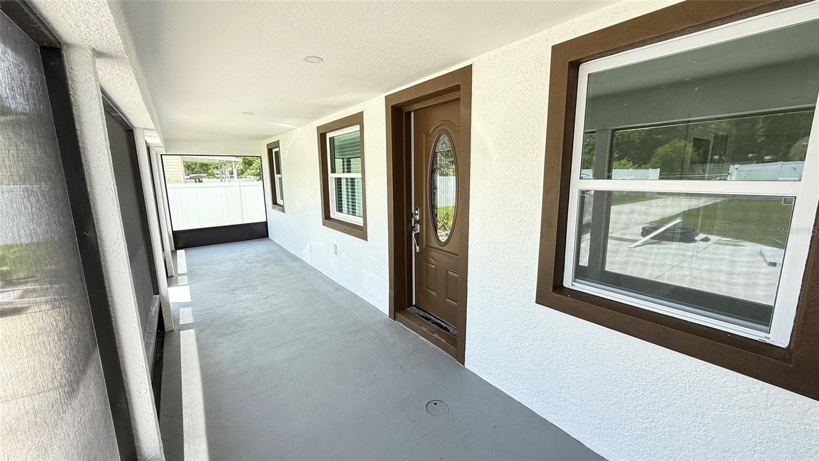 Image 6 of 24 For 37542 Eiland Boulevard B