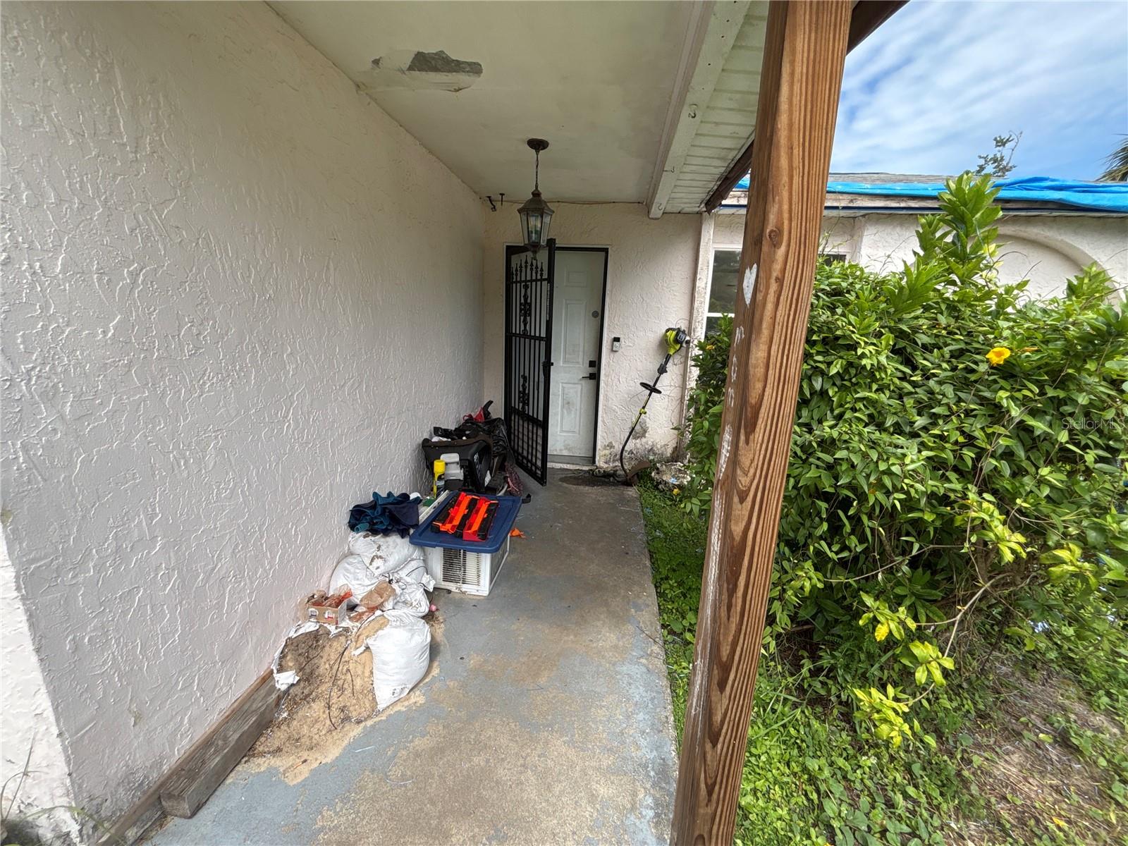 Listing photo id 1 for 16107 Sea Pines Drive