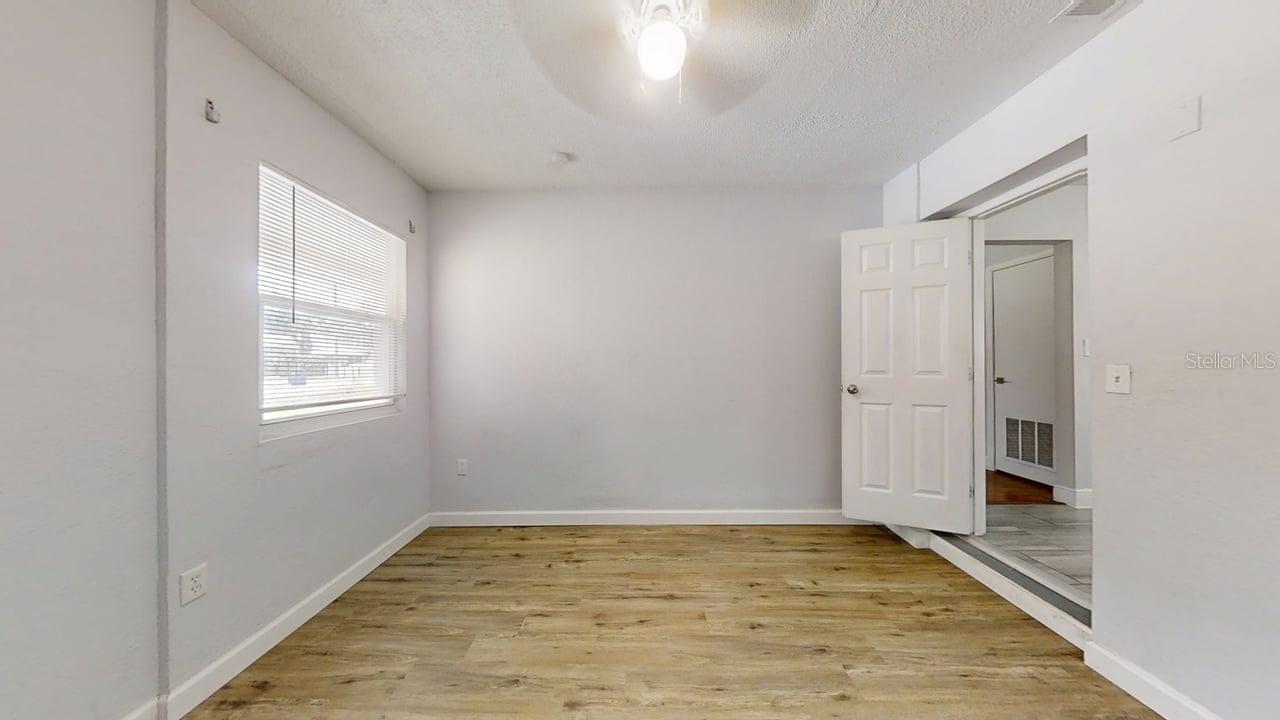 Image 27 of 38 For 8609 11th Street