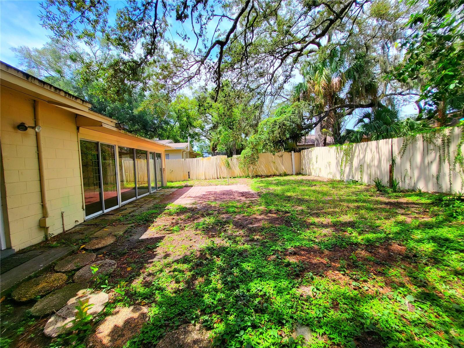 Image 30 of 38 For 8609 11th Street