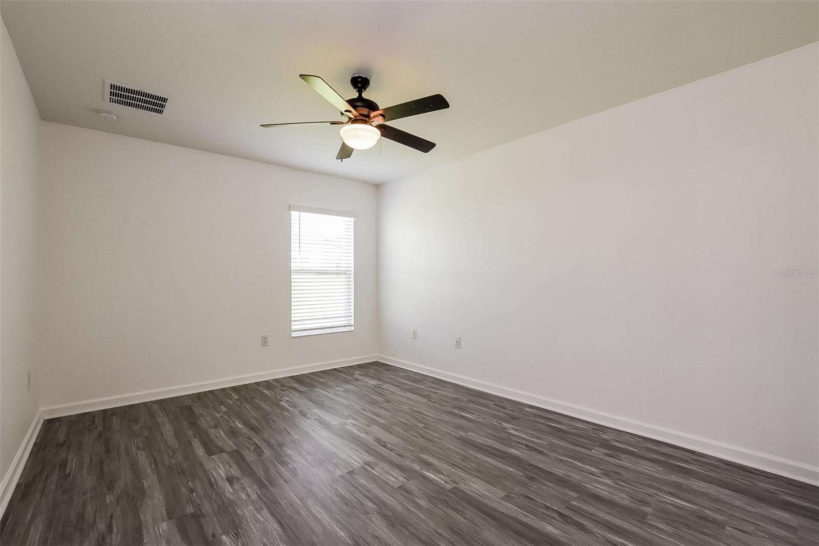 Image 15 of 26 For 1393 Lucerne Loop Road Ne