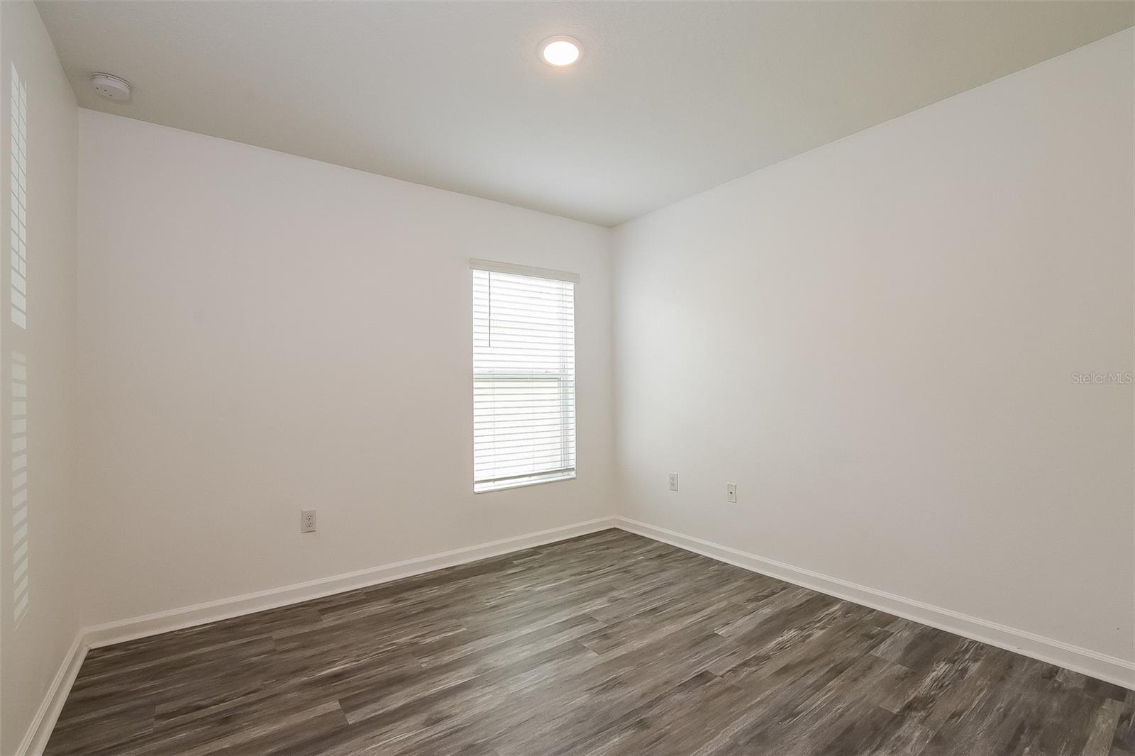 Image 21 of 26 For 1393 Lucerne Loop Road Ne