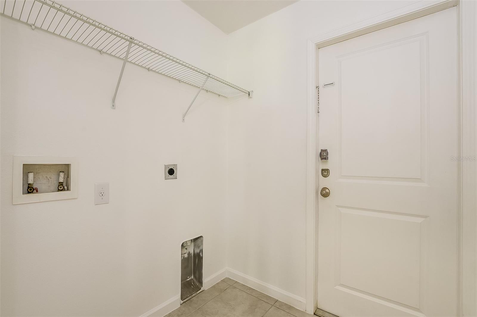 Image 24 of 26 For 1393 Lucerne Loop Road Ne