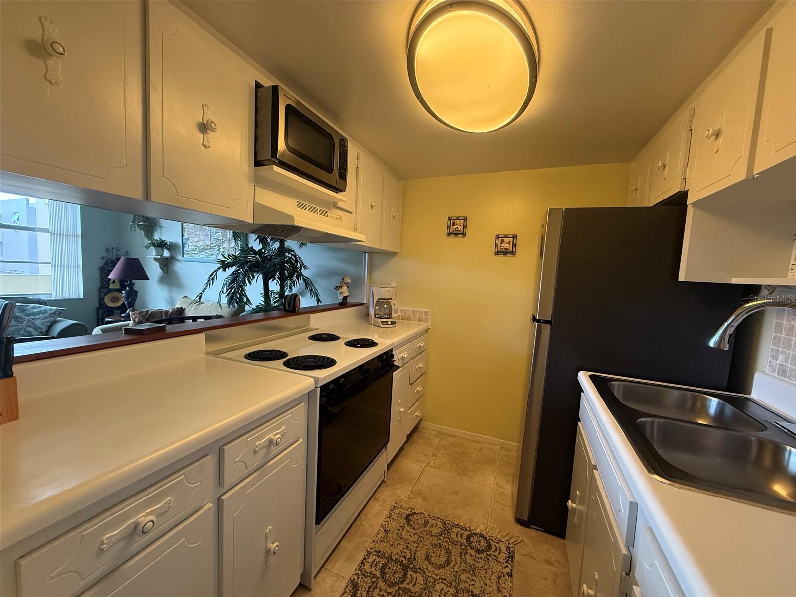 Image 10 of 27 For 7420 Bay Island Drive S 276