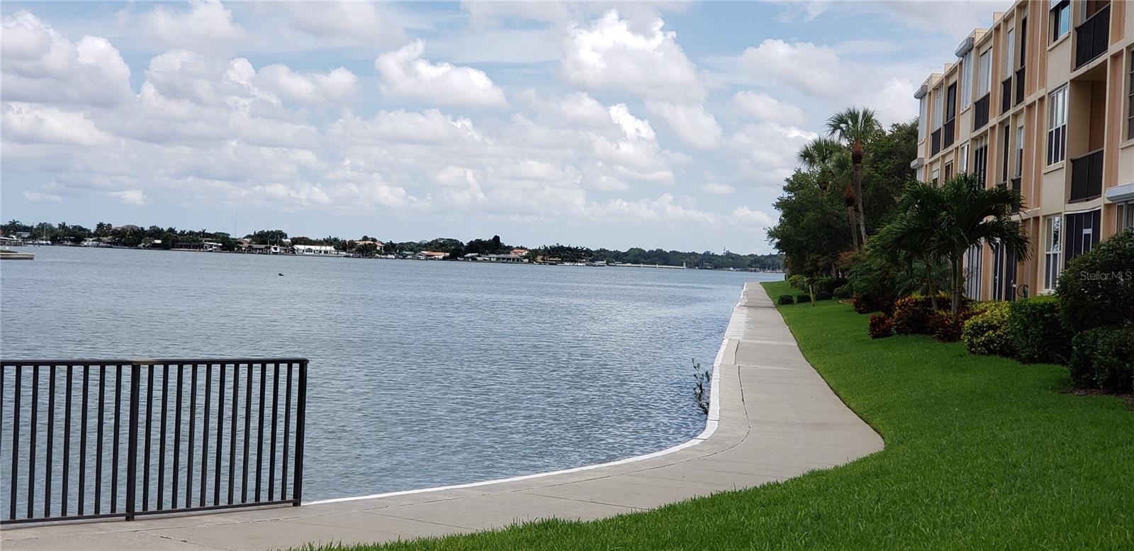 Image 22 of 27 For 7420 Bay Island Drive S 276