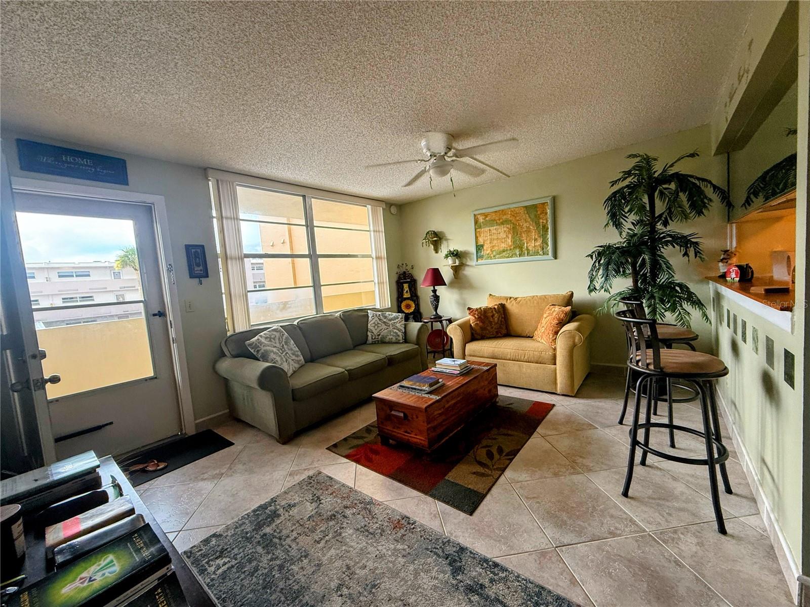 Image 7 of 27 For 7420 Bay Island Drive S 276