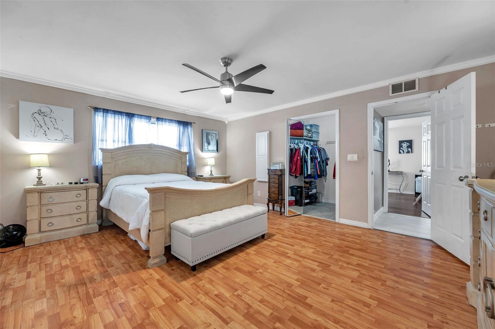 Listing photo id 43 for 11524 124th Terrace