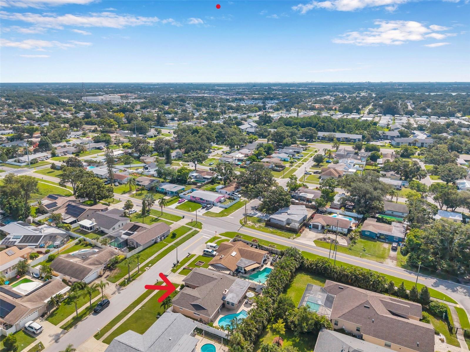Listing photo id 56 for 11524 124th Terrace