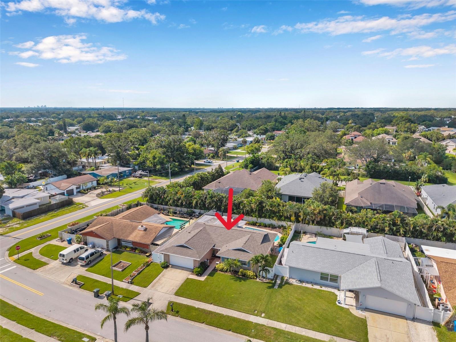 Listing photo id 58 for 11524 124th Terrace