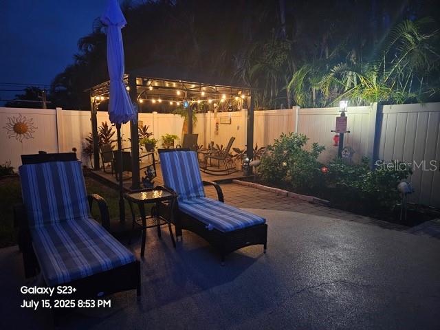 Listing photo id 62 for 11524 124th Terrace