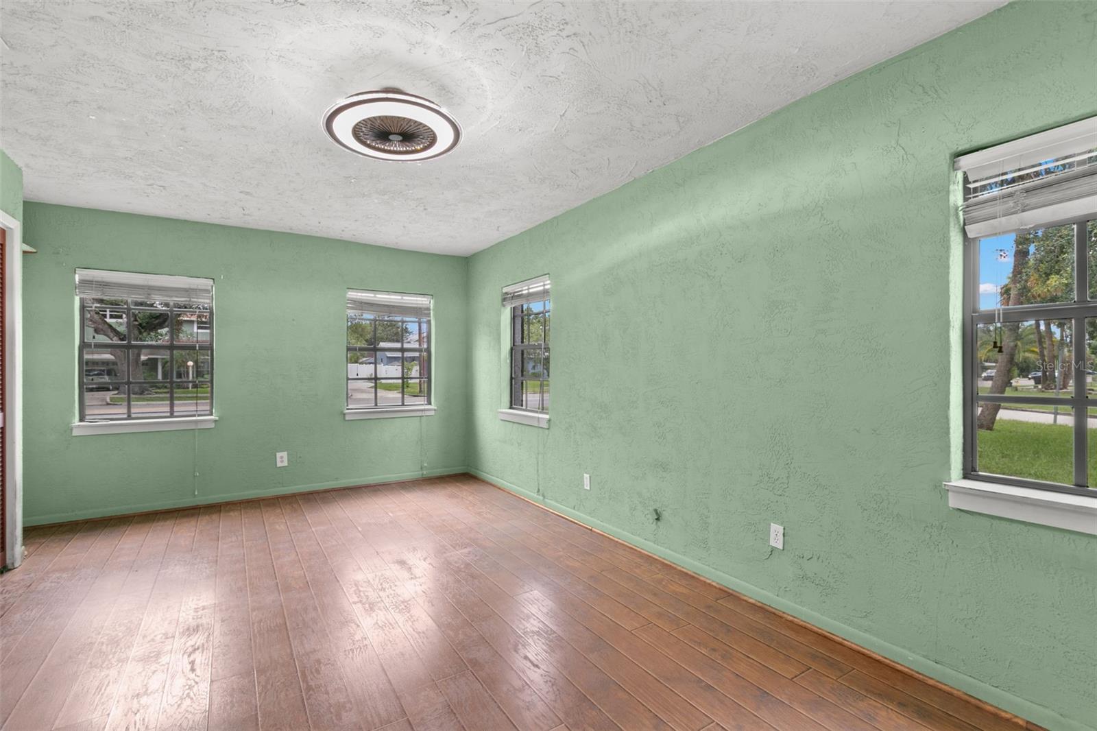 Image 20 of 33 For 3546 Boca Ciega Drive N