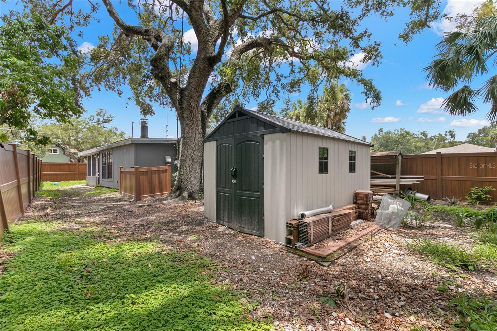 Image 4 of 33 For 3546 Boca Ciega Drive N
