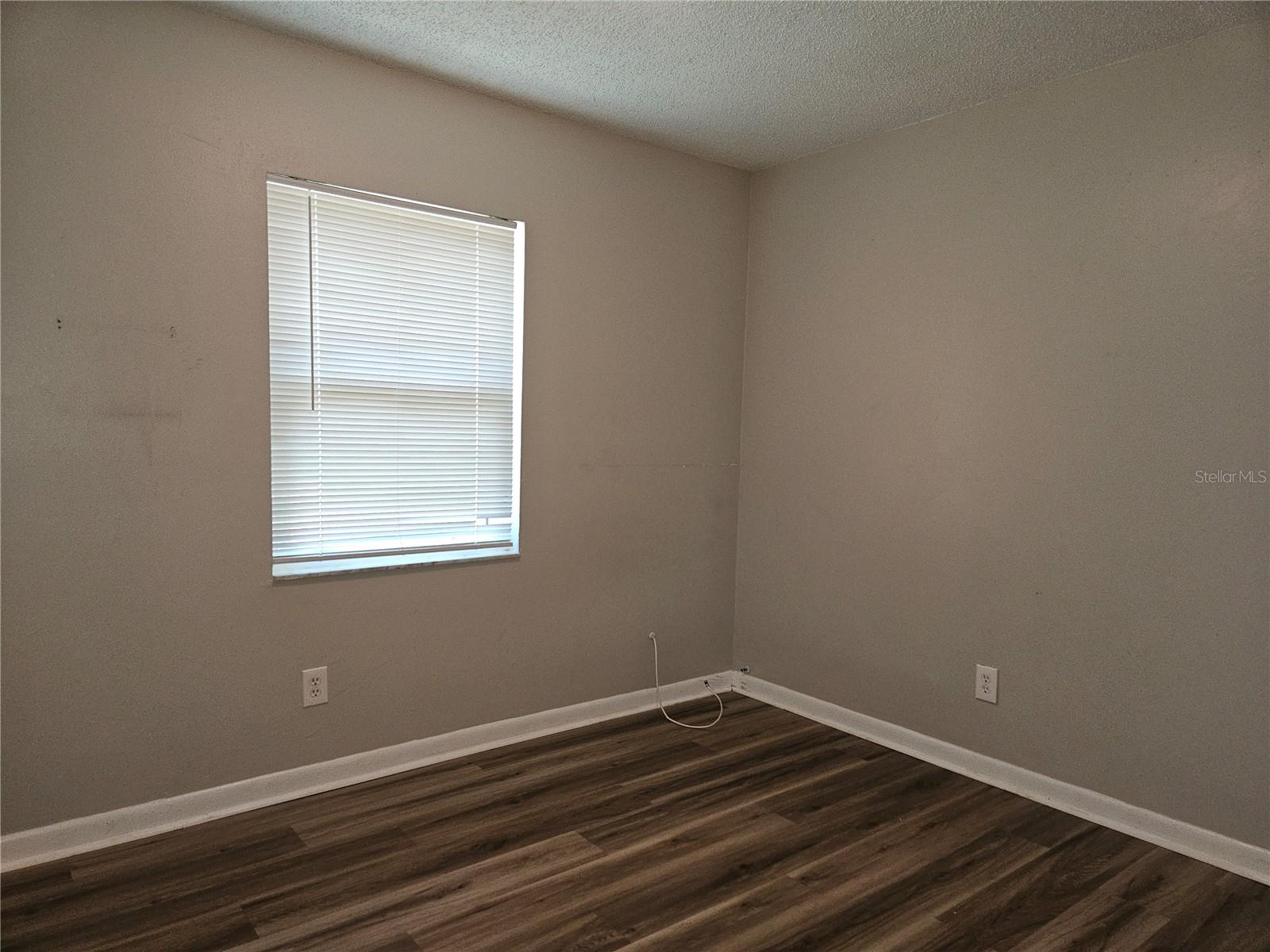 Image 9 of 17 For 2410 Cypress Street B