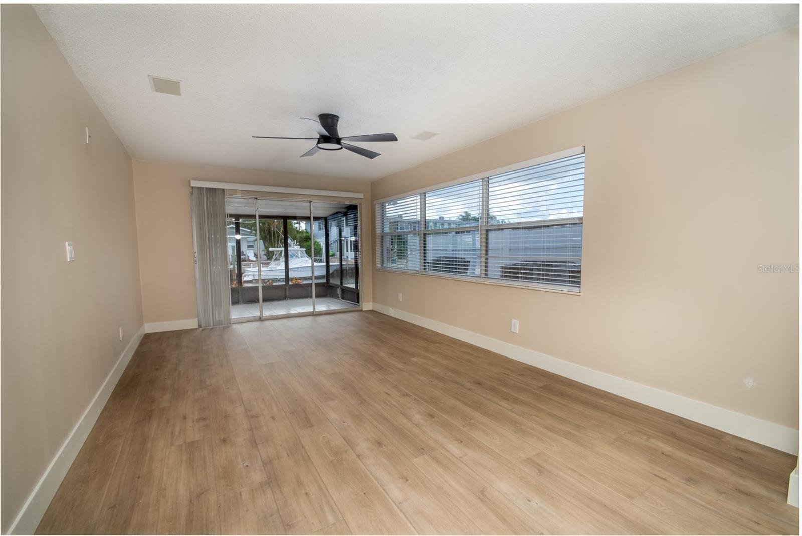 Image 11 of 49 For 171 Palm Boulevard
