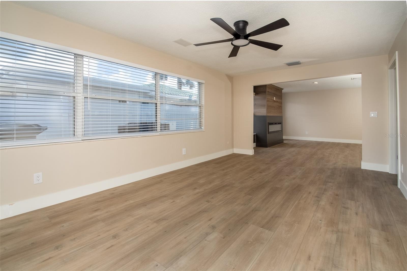 Image 12 of 49 For 171 Palm Boulevard